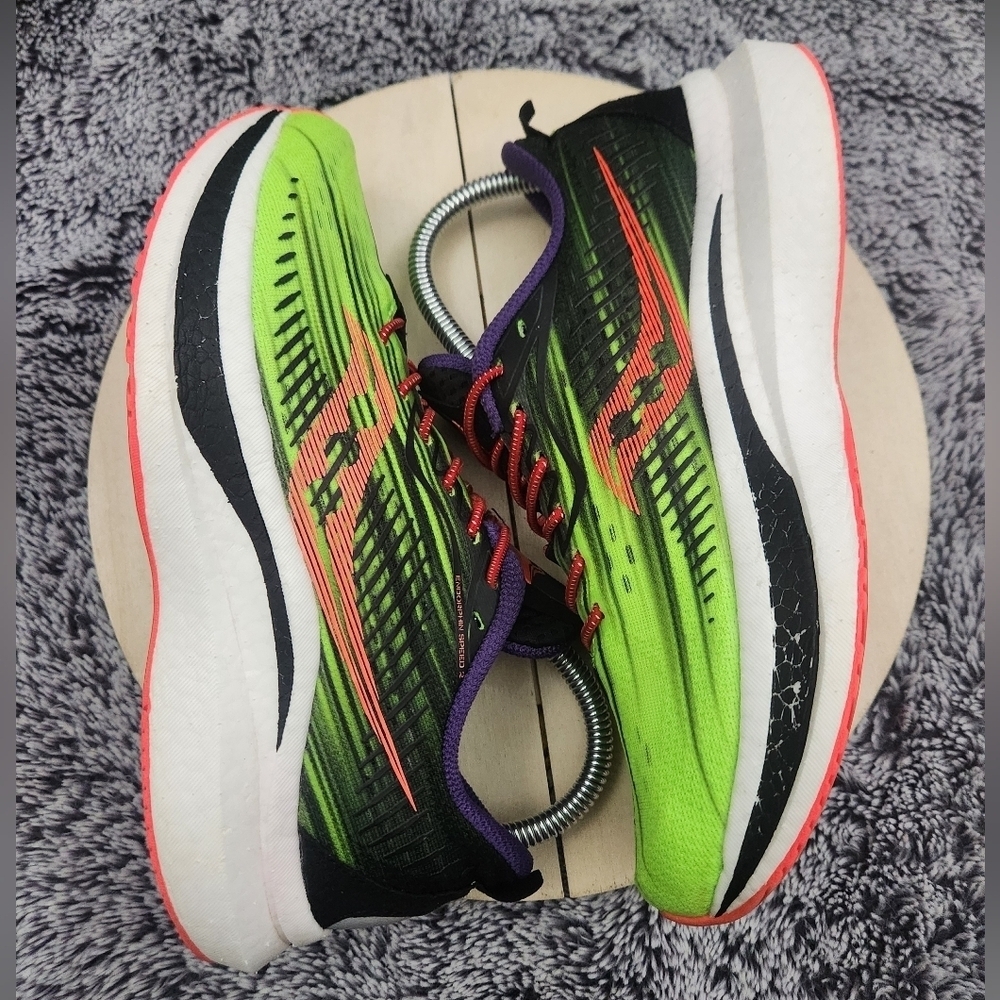 Saucony Endorphin Speed 2 Green Running Shoes Women's Size 7.5 - Picture 5 of 9